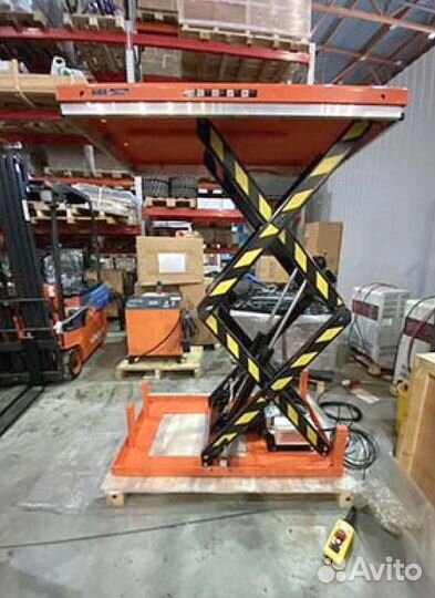 Подъемный стол YLF2008 2000x1800 2000 кг