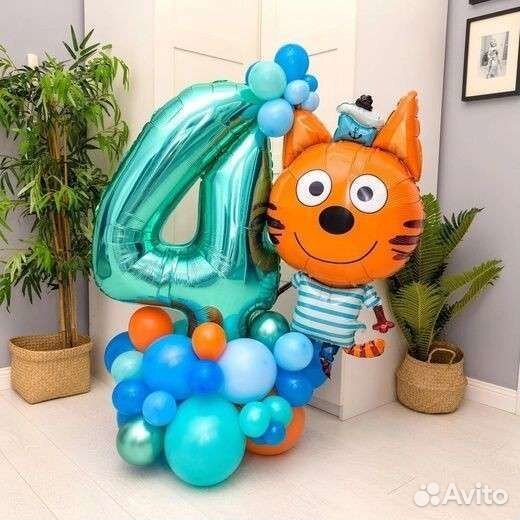 Воздушный шар с кошками