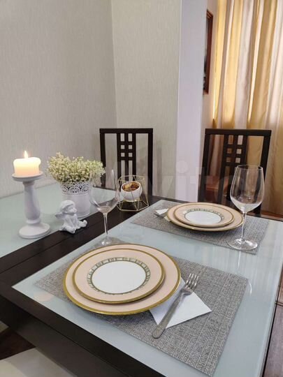 2-к. квартира, 72 м², 1/9 эт.