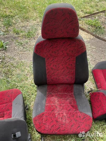 Сиденья ваз 21123