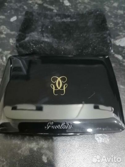 Футляр для пудры Герлен