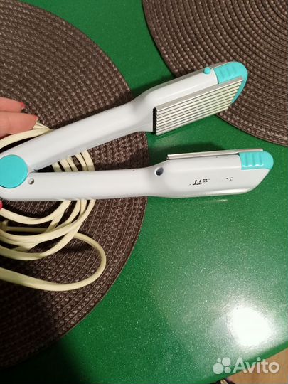 Щипцы-гофре для завивки волос