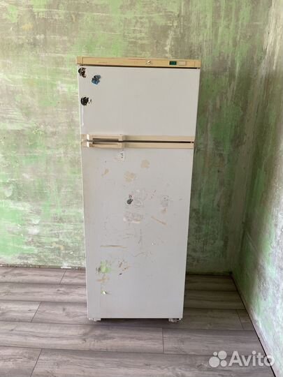 Холодильник бу Atlant кшд 126-1