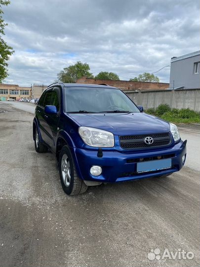 Toyota RAV4 2.0 AT, 2003, 323 000 км