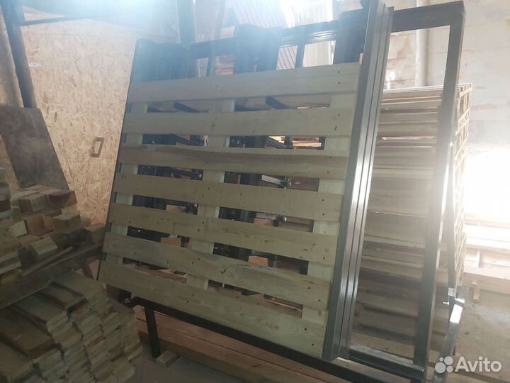 Поддоны новые