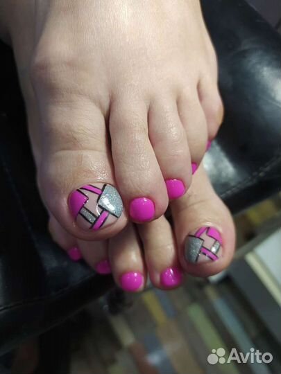 Маникюр и педикюр, наращивание