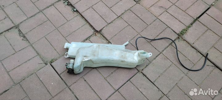 Бачок омывателя Honda Hr-v gh