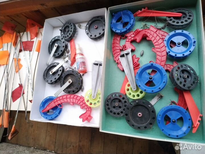 Аксессуары для зимней рыбалки