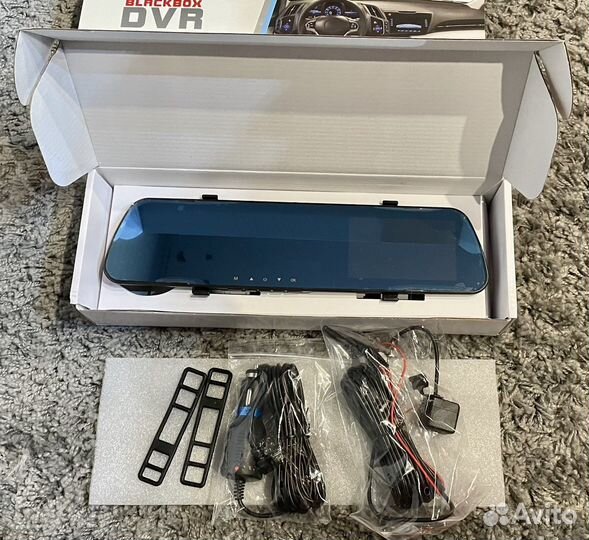 Видеорегистратор зеркало с камерой заднего вида