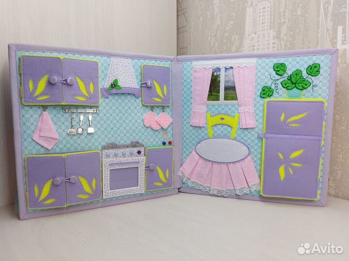 Развивающая книжка - домик 3