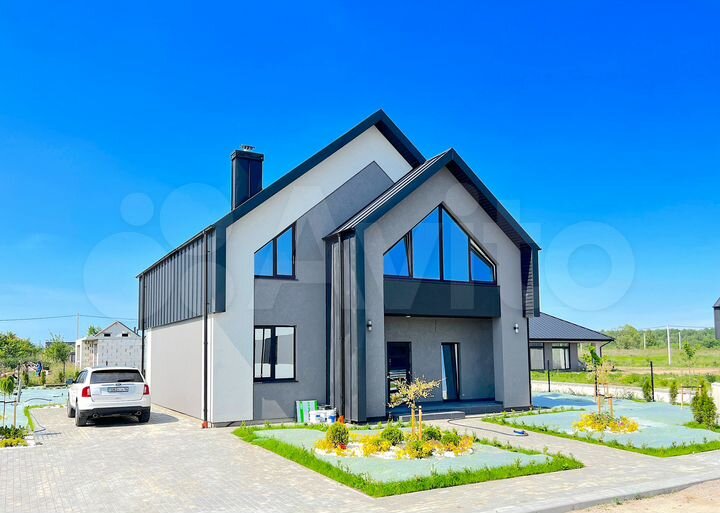 Дом 180 м² на участке 7 сот.