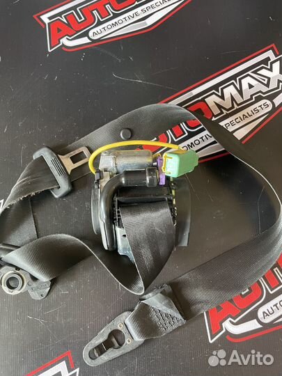 Ремень безопасности правый Volkswagen Touareg 7L