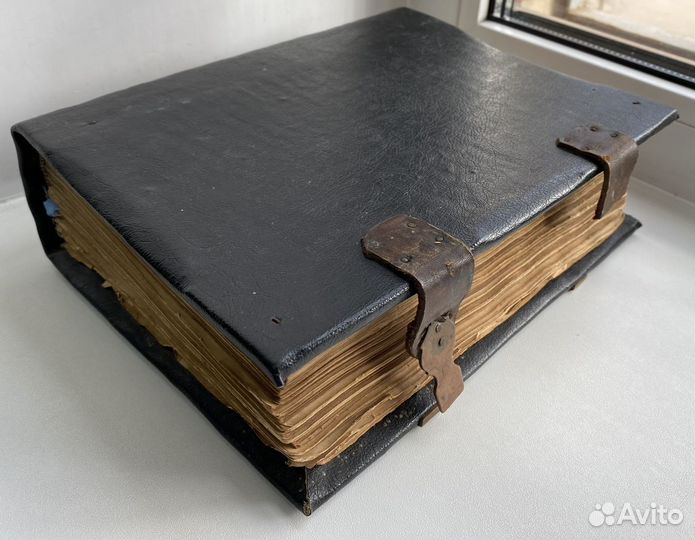 Старинная церковная книга Часовник 1640 год