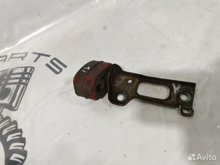 Крепление глушителя Audi A6 (C6,4F) 2005-2011