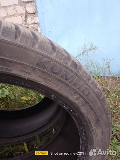 Kumho WinterCraft Ice WI31 215/45 R17