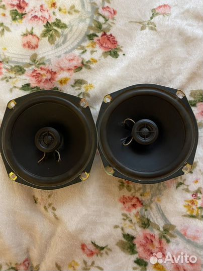 Колонки 16 см