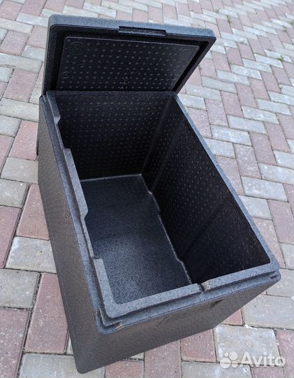 Ударопрочный термоконтейнер на 131 литр