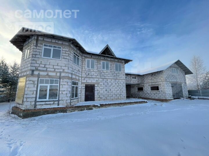 Коттедж 440 м² на участке 23 сот.