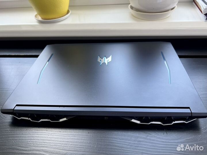 Игровой ноутбук Acer predator helios 300