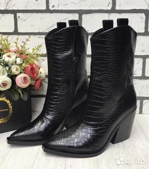 Ботильоны- казаки