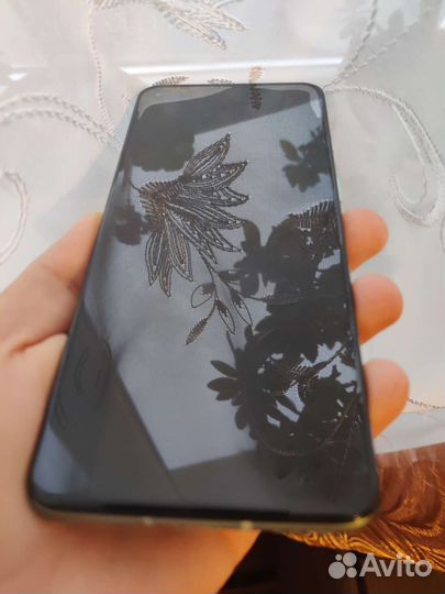 Телефон Oneplus 9R