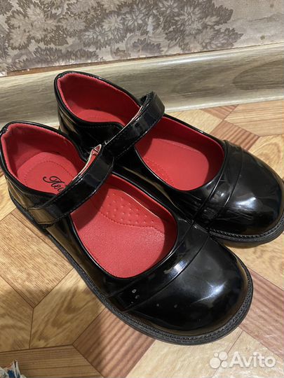 Туфли для девочки 37