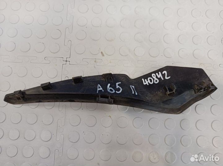 Уголок жабо передний правый Renault Arkana