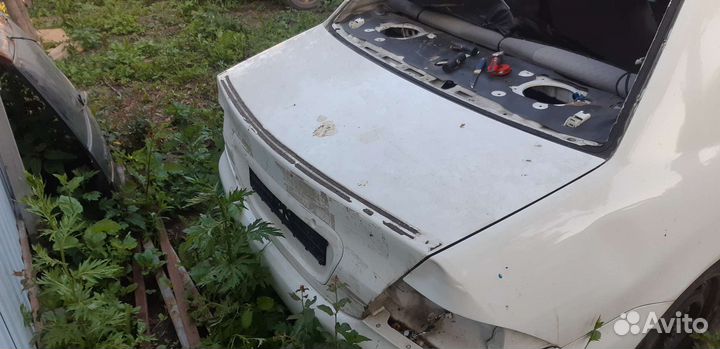 Крышка багажника mitsubishi lancer 9