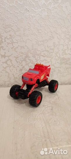 Вспыш и чудо машинки набор 3 инерционные машинки