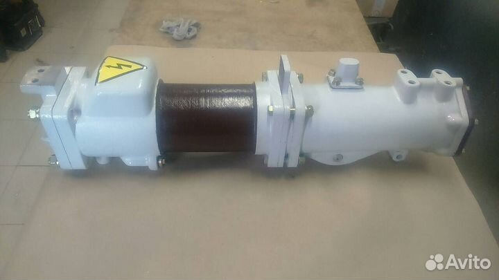 Полюс масляного выключателя вмп, вмг, вк, вкэ, впм