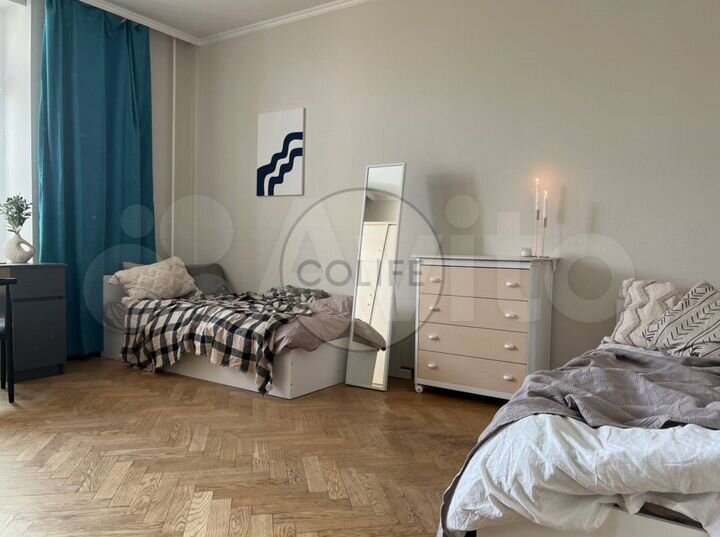 Комната 17 м² в 5-к., 8/9 эт.