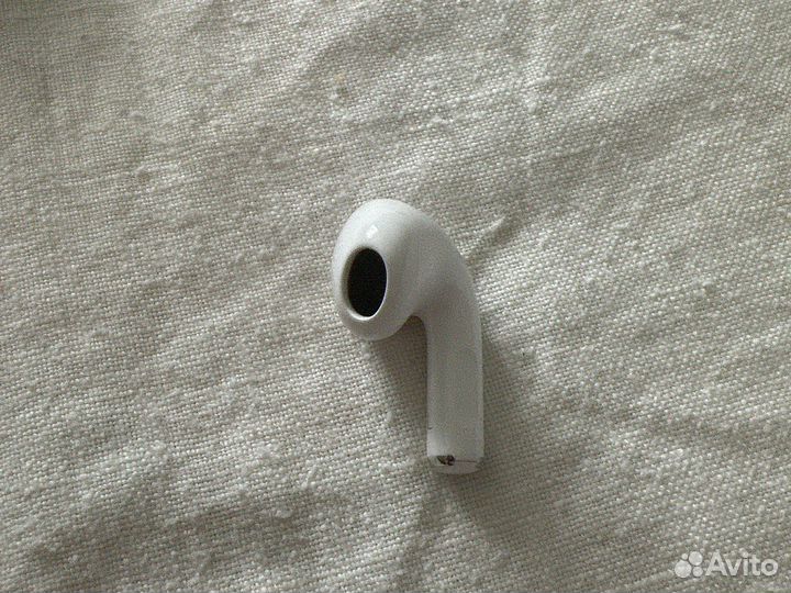 Apple airpods 3 левый