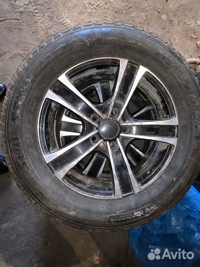 Kormoran SUV Stud 215/65 R16 102T
