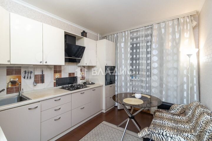 2-к. квартира, 58,9 м², 6/17 эт.