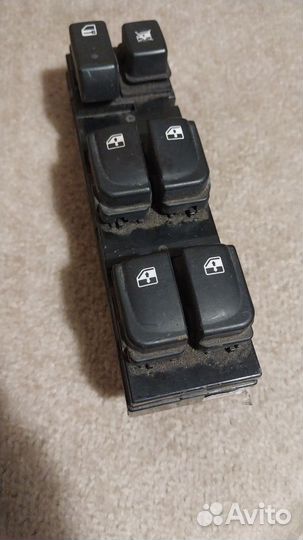 Блок кнопок стеклоподъёмников хендай соната 3