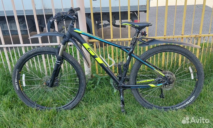 Горный велосипед GT Avalanche Expert 27,5