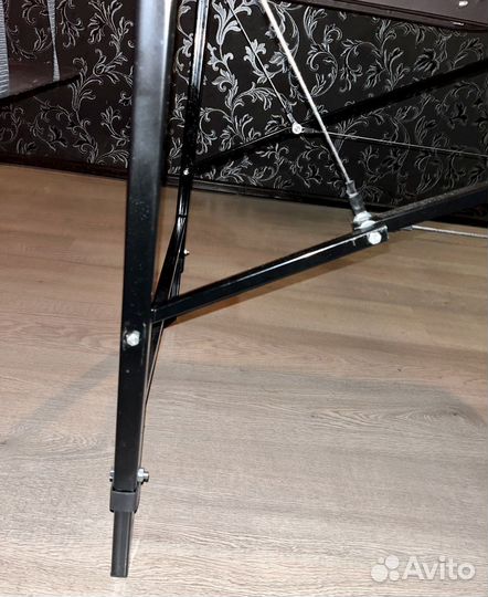 Массажный стол