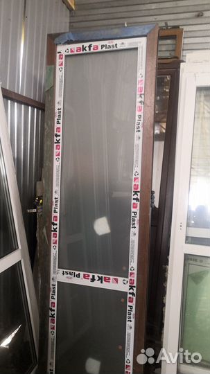 Двери входные пвх разные