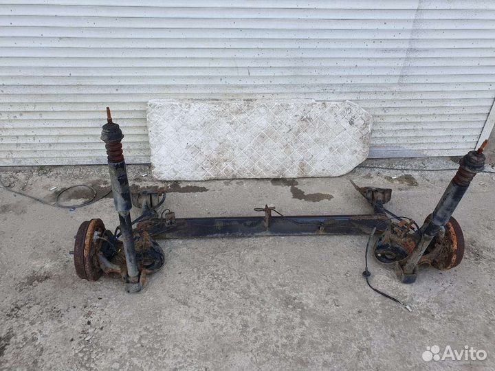 Задняя балка для hyundai getz