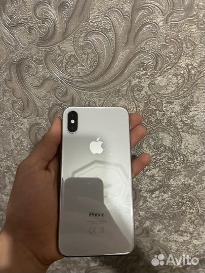 iPhone X, 64 ГБ