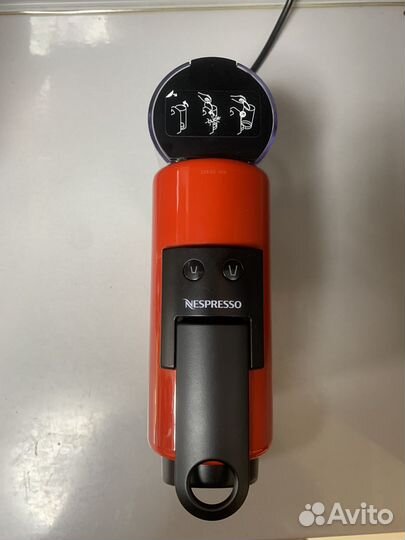 Кофемашина капсульная Nespresso essenza mini EN85