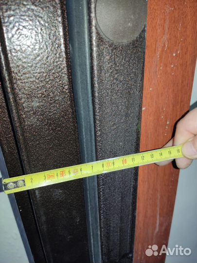 Дверь входная металлическая