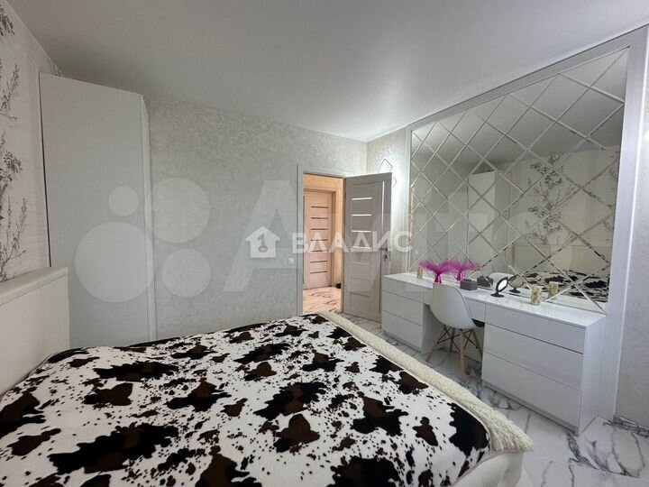 2-к. квартира, 64,4 м², 2/17 эт.