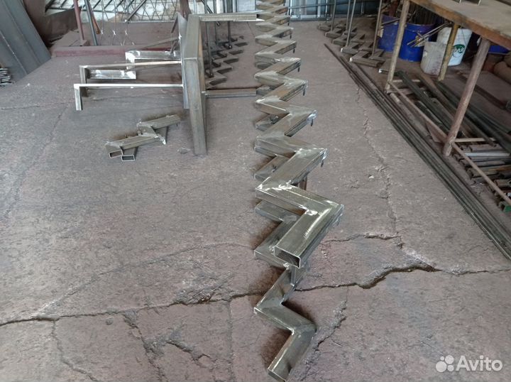 Каркас лестницы