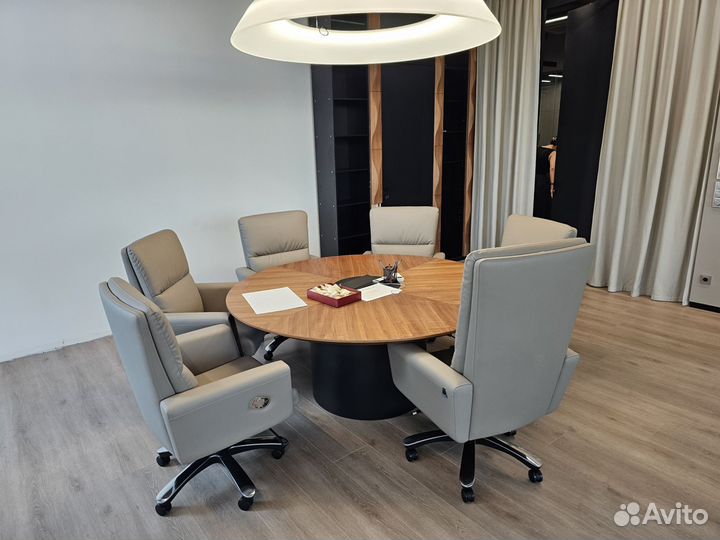 Кресло руководителя натуральная кожа