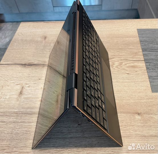 Asus ZenBook Flip oled 4K Intel 11-gen