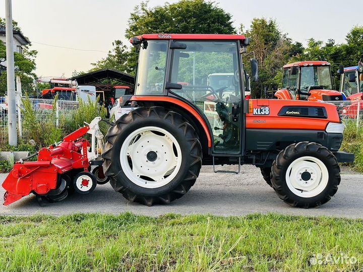 Трактор Kubota KL34H, 2010