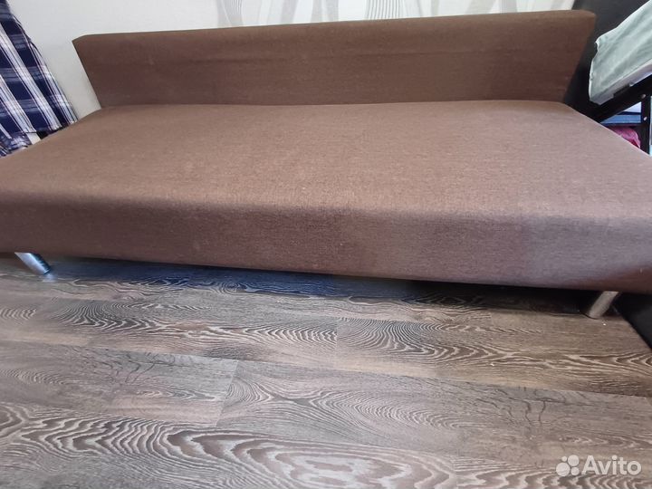 Диван-кровать б/у