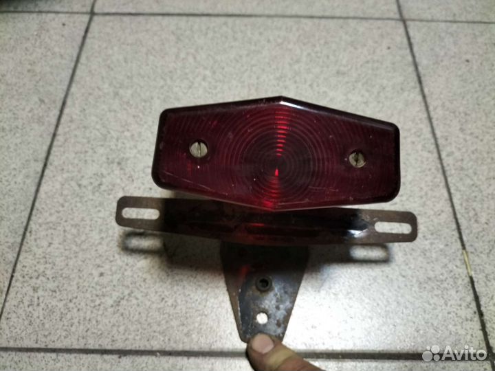 Задний фонарь поннония