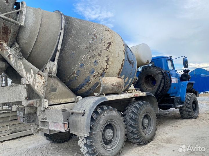 Автобетоносмеситель УРАЛ 55571-40, 2009